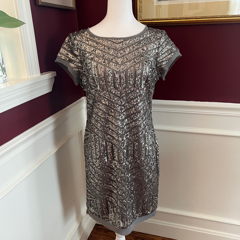 Vince Camuto Elegant Silver Sequin Dress size 6